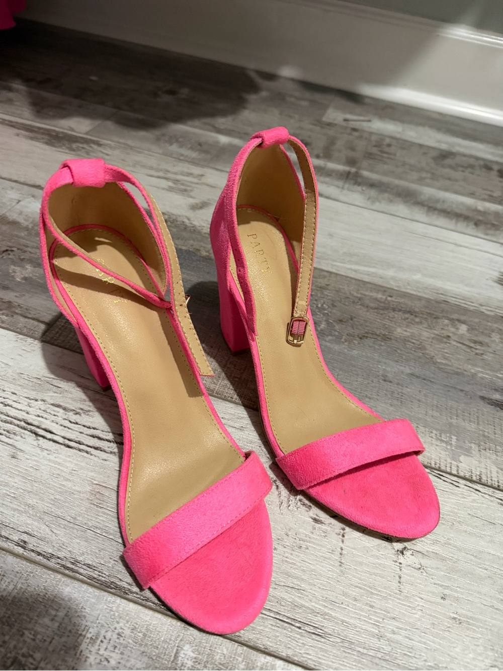 Ladies Hot Pink Suede Open-Toe Block Heel Sandals with Ankle Strap